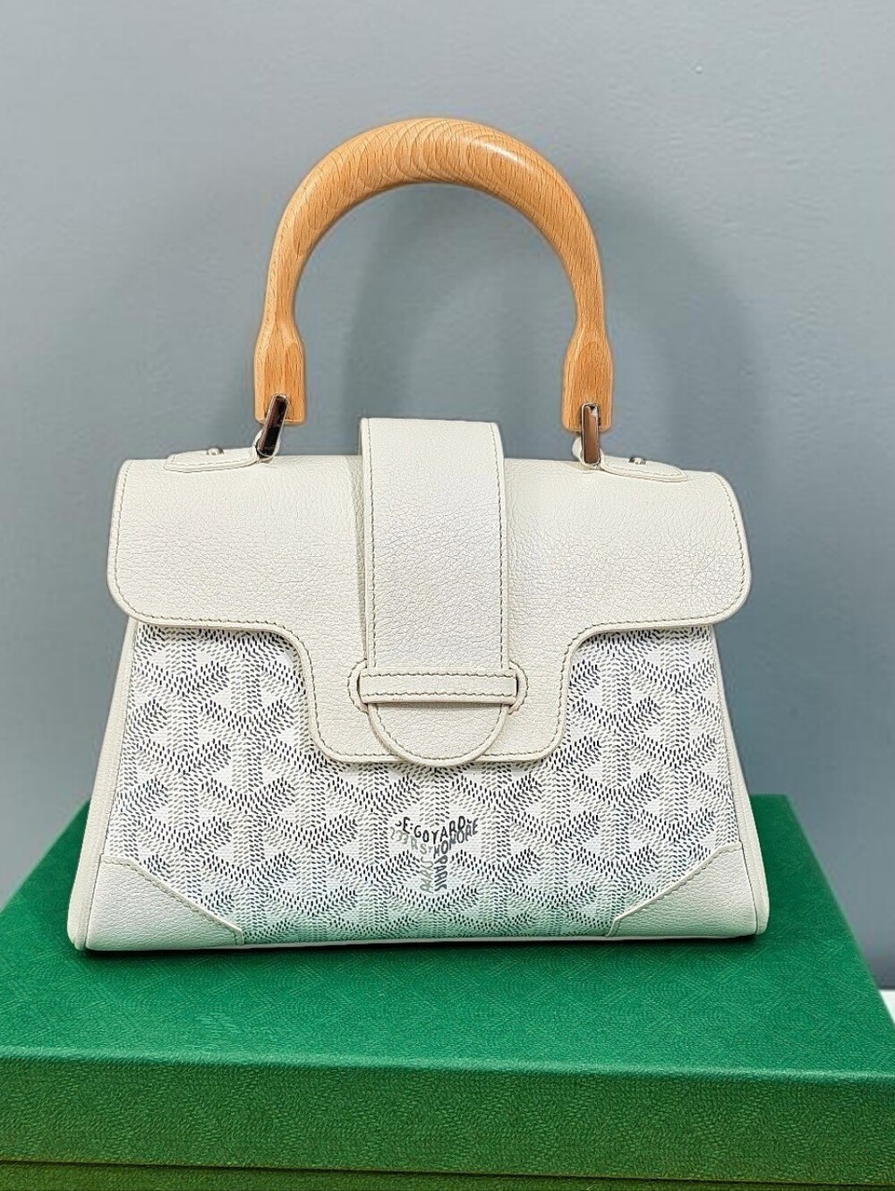 Goyard Saigon Mini Souple White Top Handle Crossbody Bag Full Set - Picture 15 of 16